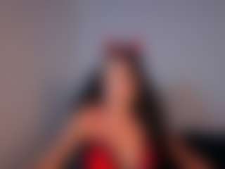 Live cam show with KasandraMature - Hairy Pussy on live.xbliss.ai