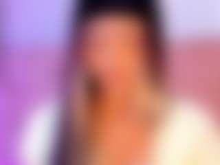 liaa-18's Live Sex Cam Show