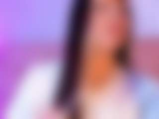 liaa-18's Live Sex Cam Show