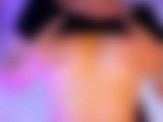 liaa-18's Live Sex Cam Show