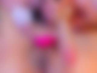 liaa-18's Live Sex Cam Show