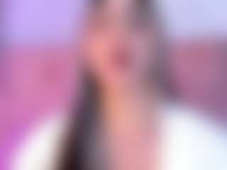 Live cam show with liaa-18 - Normal on Camsoda