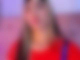 liaa-18's Live Sex Cam Show