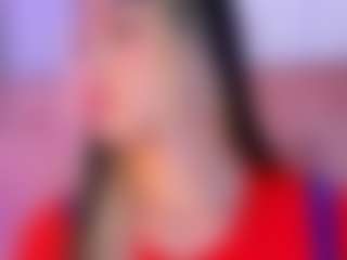 liaa-18's Live Sex Cam Show