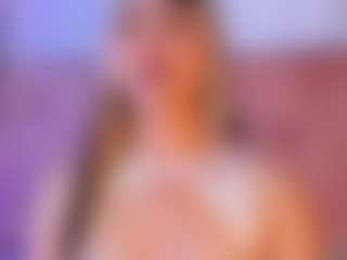 liaa-18's Live Sex Cam Show