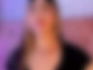 Live cam show with liaa-18 - Sex on Camsoda