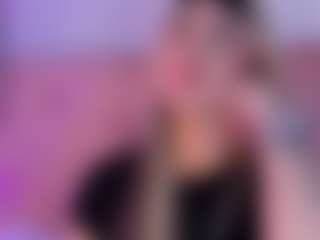 liaa-18's Live Sex Cam Show
