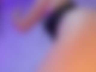 liaa-18's Live Sex Cam Show