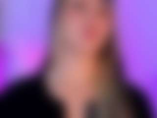 liaa-18's Live Sex Cam Show