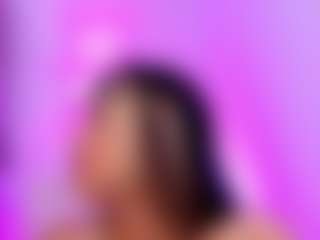 liaa-18's Live Sex Cam Show