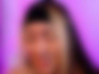 liaa-18's Live Sex Cam Show