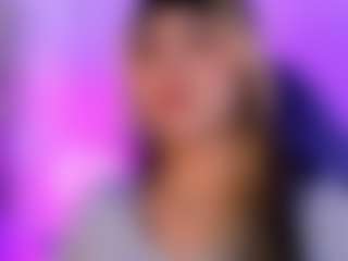 liaa-18's Live Sex Cam Show