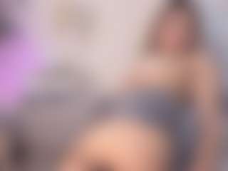 Live cam show with Sky - Young Adult on anonymated.com