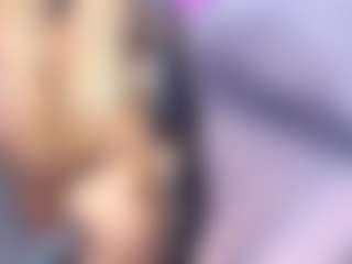 Live cam show with Sky - Young Adult on live18s.com
