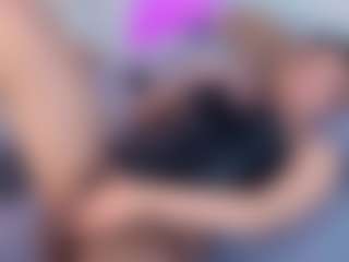 Live cam show with Sky - Sexy on instabang