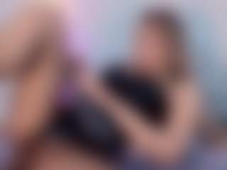 Live cam show with Sky - Fingering on Fit Hotties