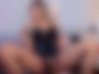 Live cam show with Sky - Living Room on fapnchat