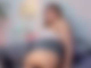 Live cam show with Sky - Petite on SpankPalCams
