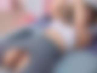 Live cam show with Sky - Double Penetration on Milfs Live