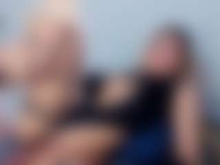 Live cam show with Sky - Slave on Camsoda