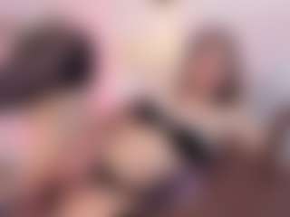 Live cam show with Sky - Big Tits on SquirtSoMuch