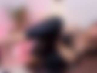 Live cam show with Sky - Smoking on Camming Site