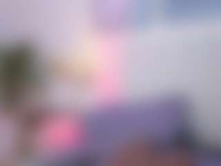 Live cam show with Sky - Bikini on liverealitysex.com