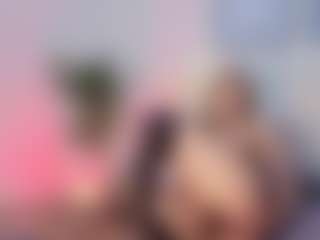 Live cam show with Sky - Natural on TeamSkeetLive