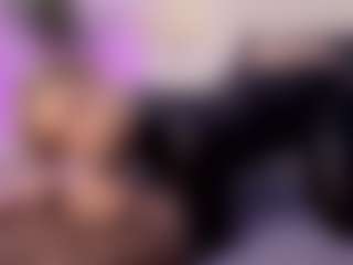 Skys Live-Sex-Cam-Show
