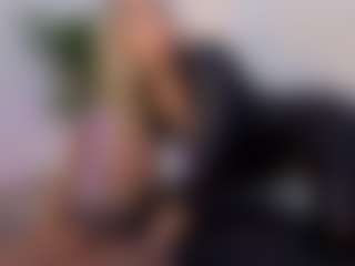 Live cam show with Sky - Double Penetration on Camsoda