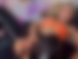 Sky's Live Sex Cam Show
