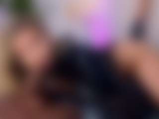 Live cam show with Sky - Facial on Hubzter Live