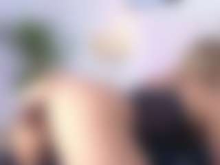 Live cam show with Sky - Facial Piercings on sexylive.show