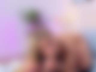 Spettacolo in cam dal vivo con Sky - Lush su Camsoda