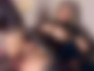 Live cam show with Sky - Lesbian on 1on1-livenow