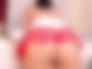 Live cam show with Megan-B - Glasses on Pornisteam.com