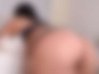 Live cam show with Megan-B - Amateur on CamwithHer