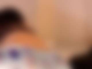 Live cam show with Megan-B - Flashing on Ass Tok