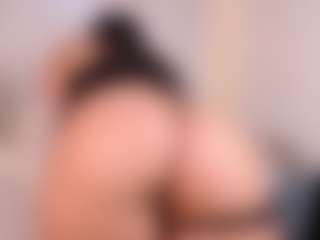 Live cam show with Megan-B - Middle Aged on Camsoda