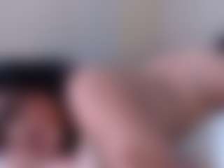 Megan-B's Live Sex Cam Show