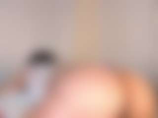 Live cam show with Megan-B - Middle Aged on madthumbs