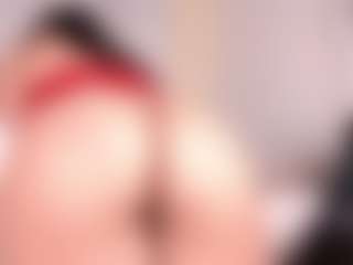 Live cam show with Megan-B - Latina Teen (18+) on friskycurves.com | colombia
