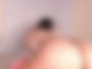 Megan-B MILF webcam performer live streaming