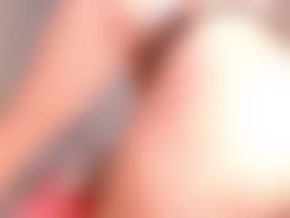 Megan-B MILF webcam performer live streaming