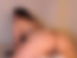 Live cam show with Megan-B - Teen (18+) on Camsoda