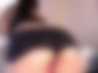 Live cam show with Megan-B - Striptease Latina on StripNow | colombia