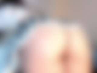 Megan-B's Live Sex Cam Show
