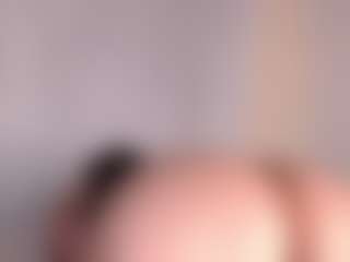 Live cam show with Megan-B - Middle Aged on Adult Interactions