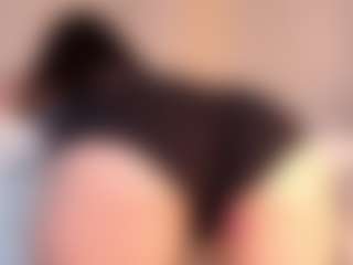 Live cam show with Megan-B - Lovense Middle Aged on SinfulBabes