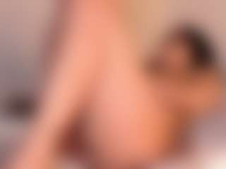 Live cam show with Megan-B - Striptease Latina on Dolls Live | colombia